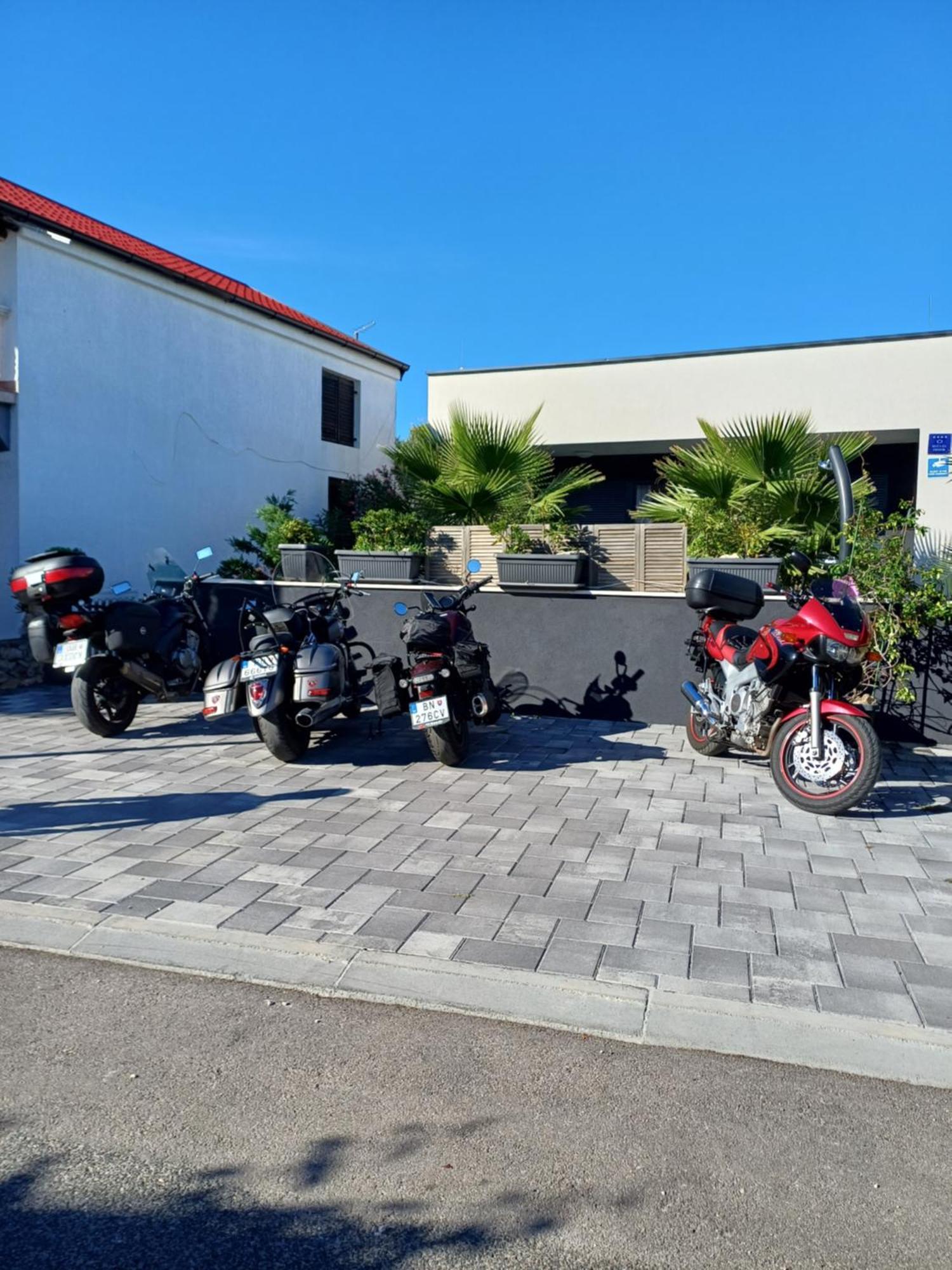 Villa Tome Vir Exterior foto